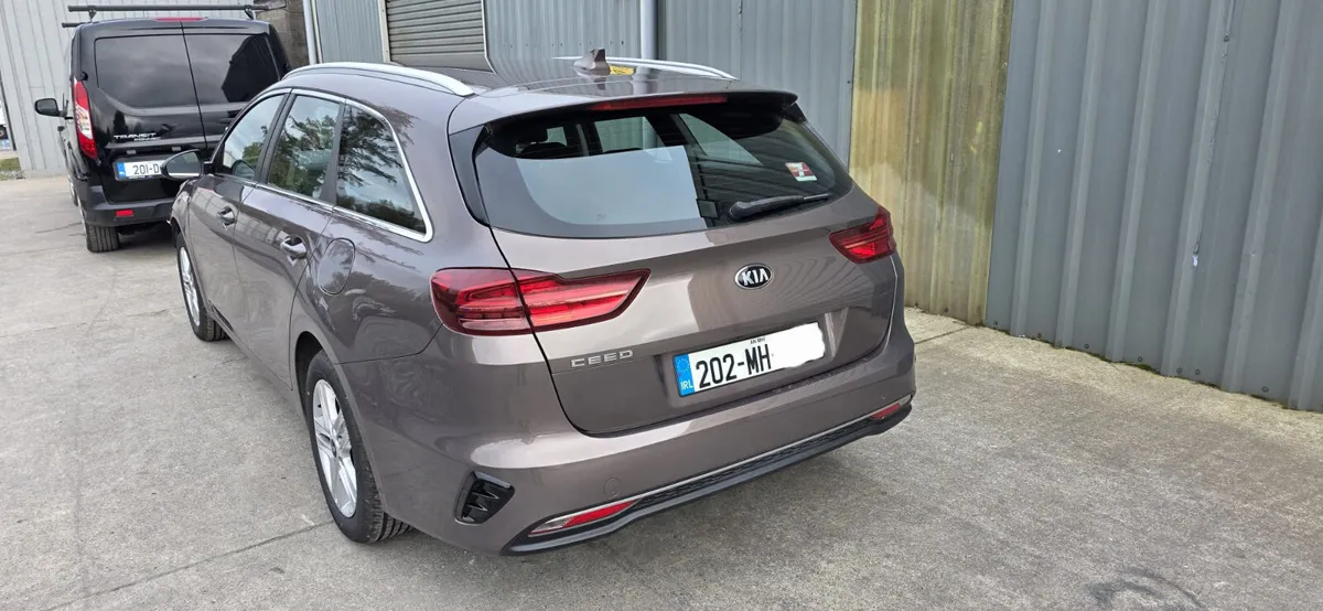 202 KIA CEED ESTATE - Image 3