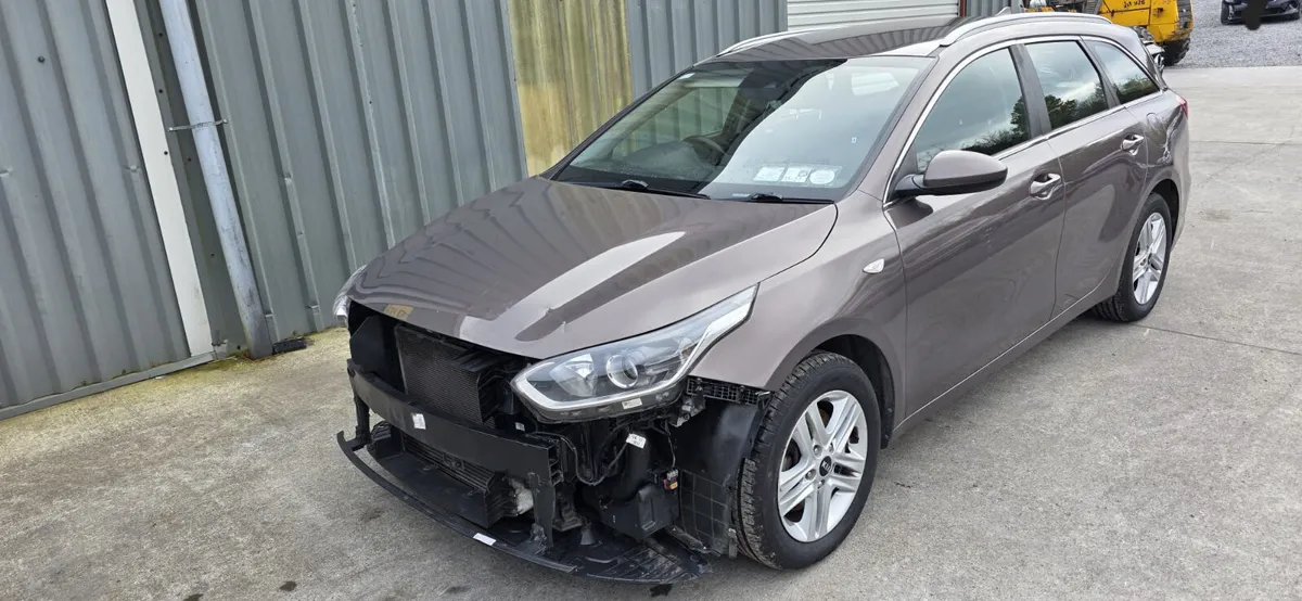 202 KIA CEED ESTATE - Image 1