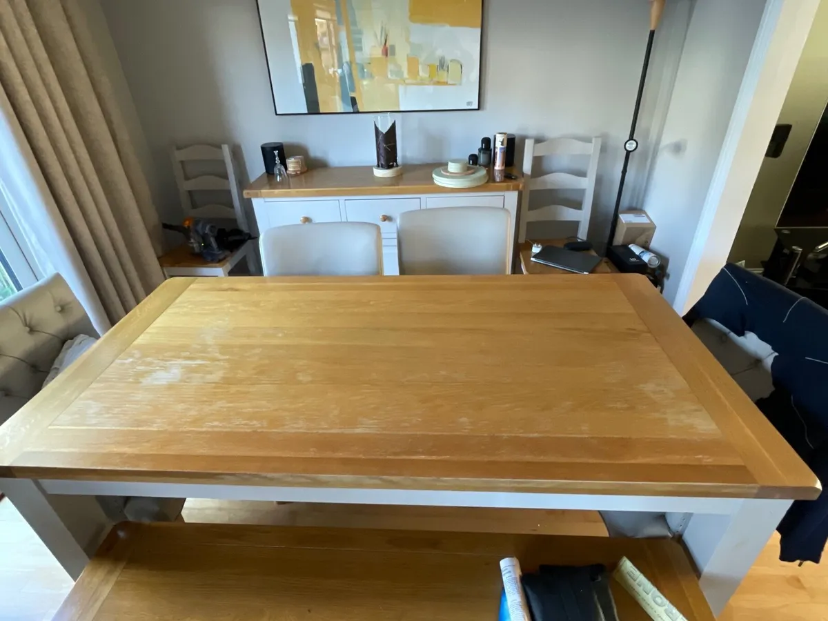 Dining table - Image 2
