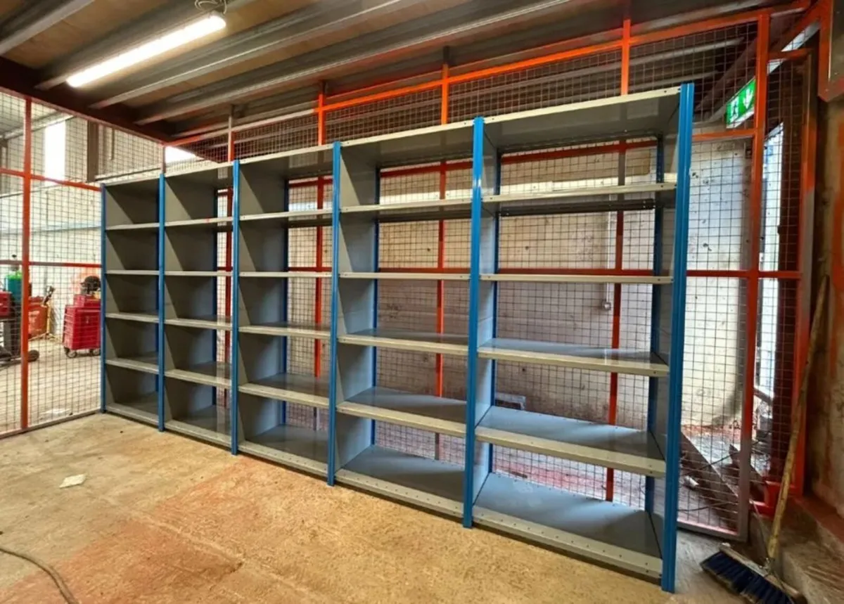 Steel shelving with 6 steel levels - Image 3