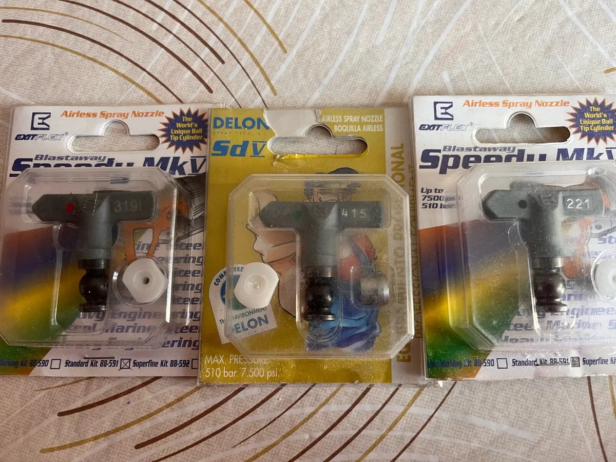 Airless spray nozzle x3 new - Image 1