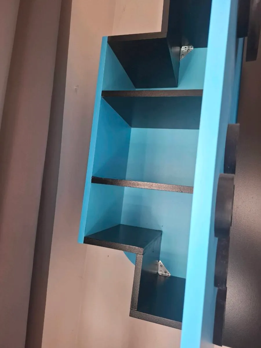 TV unit - Image 3