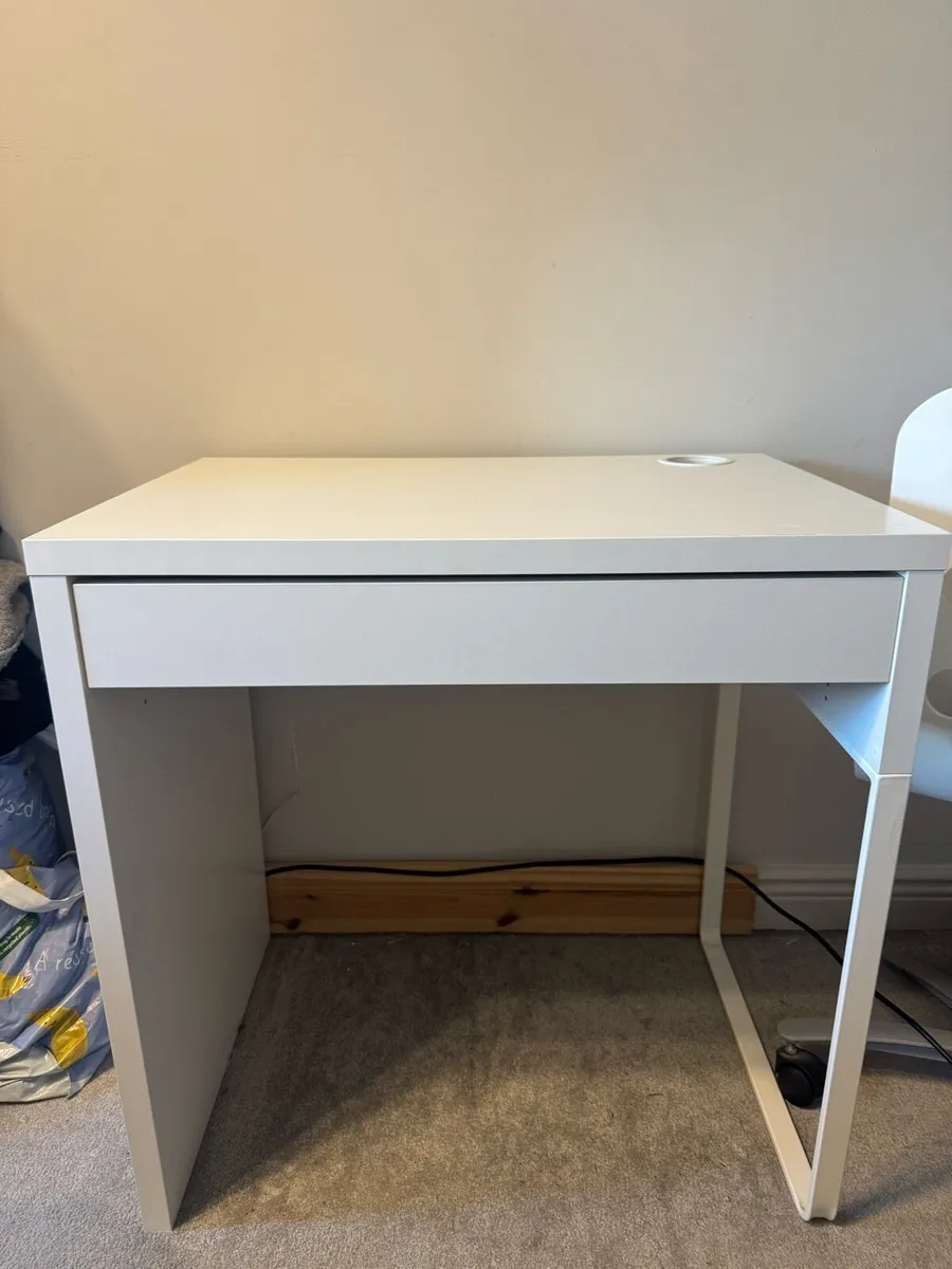 Desk - Image 1