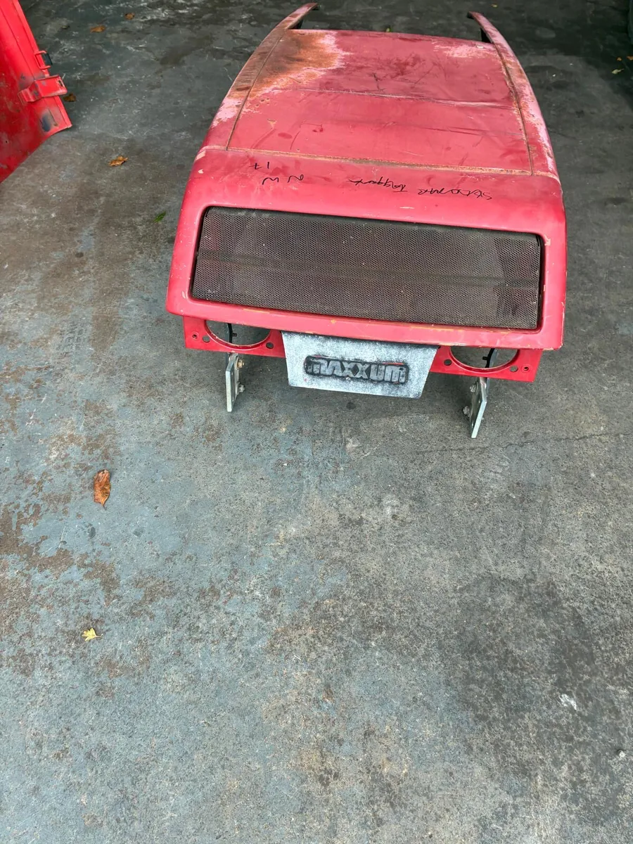 Case 5120 Bonnet - Image 3