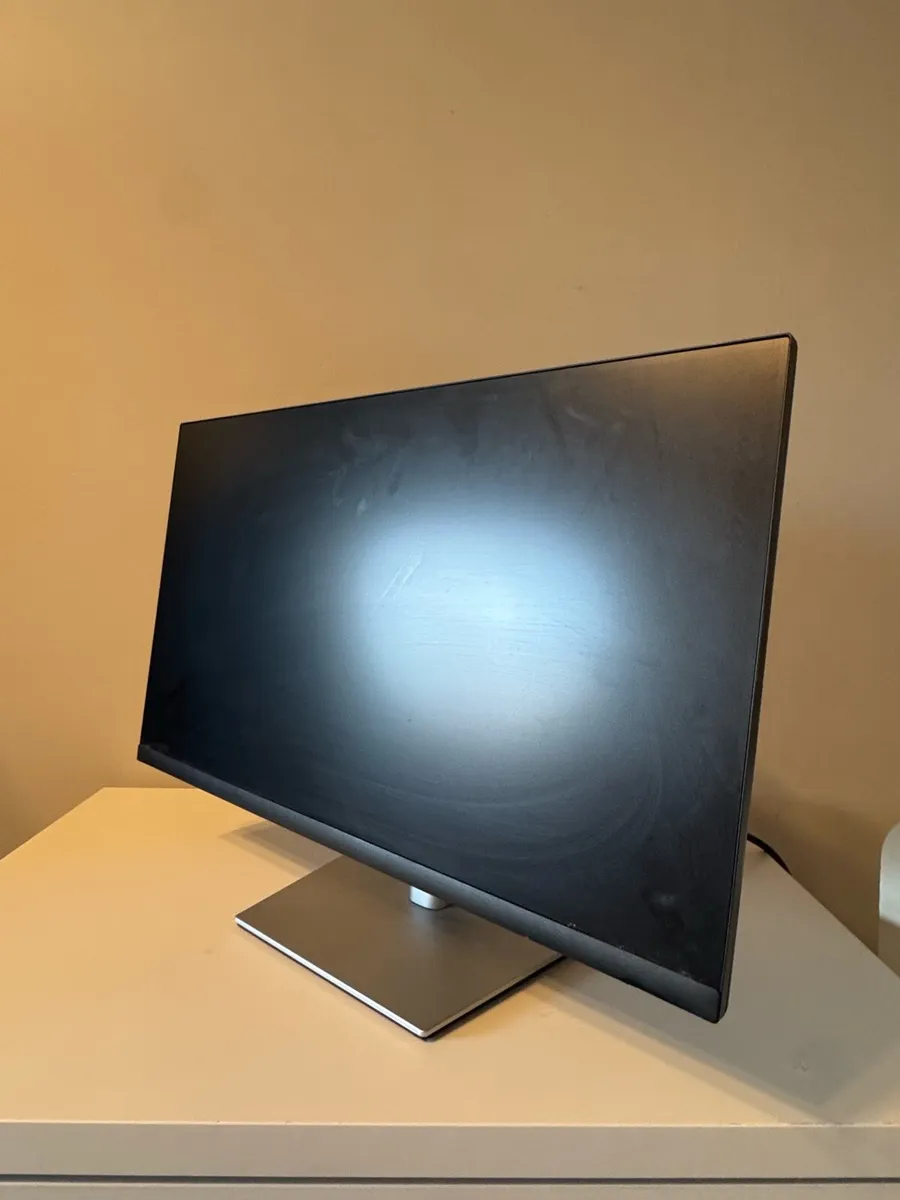 Dell 21” Monitor - Image 1