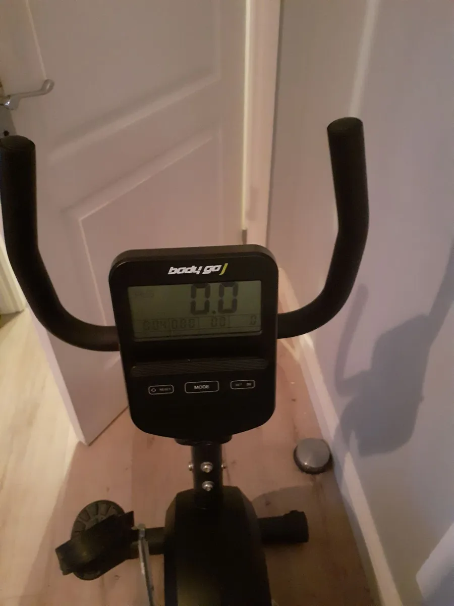 exercise bike - Image 3
