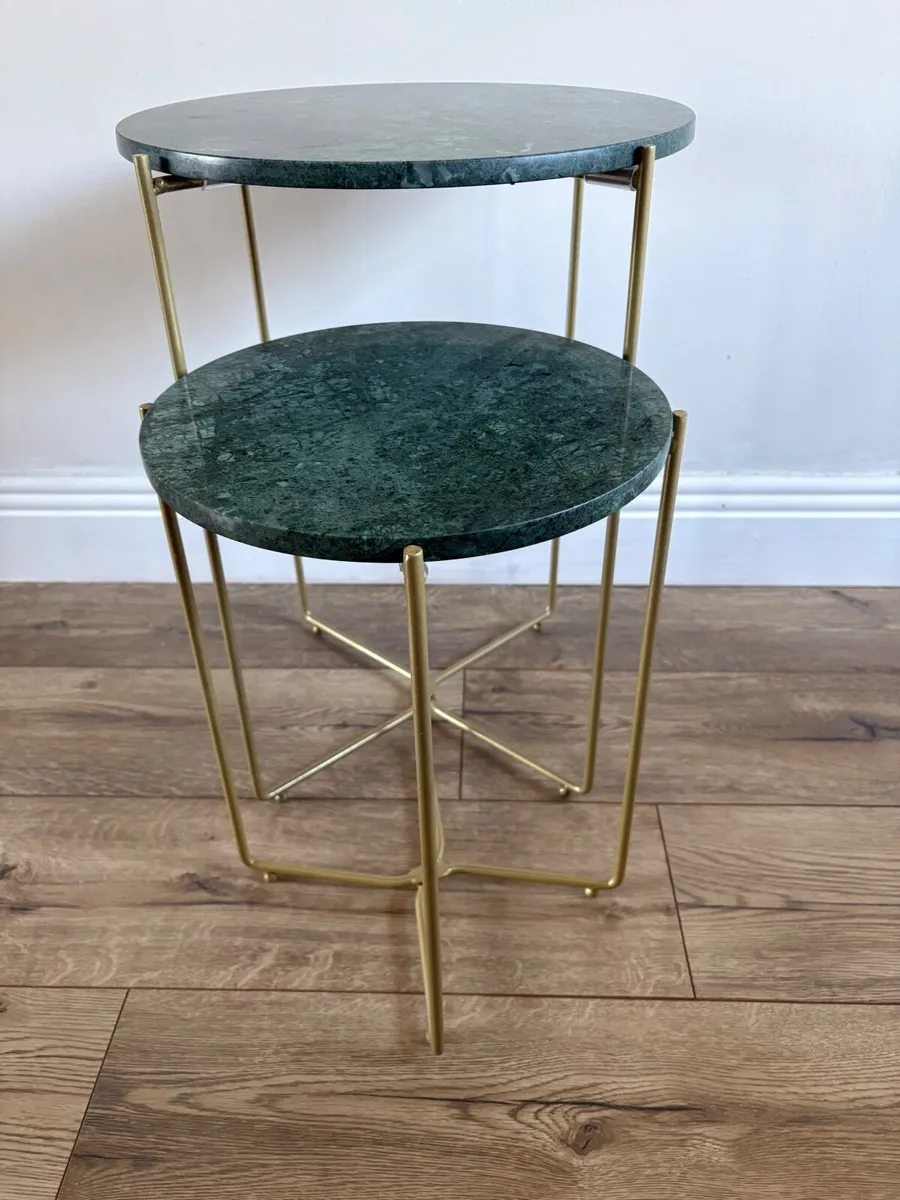 Marble effect Tables - Image 1