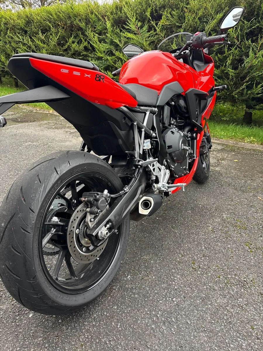 Motorcycle - Image 4