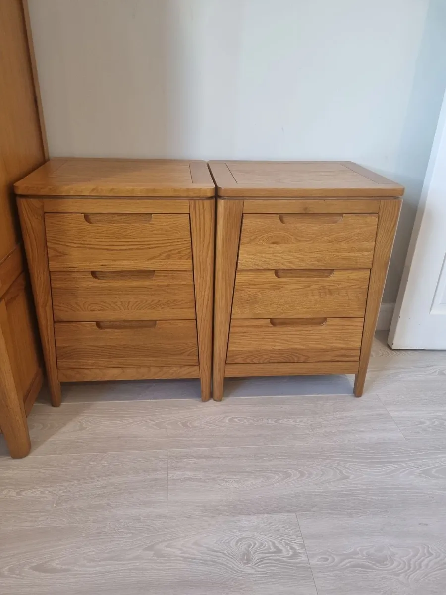 Wardrobe, Chest of Drawers, Side Lockers - Image 3