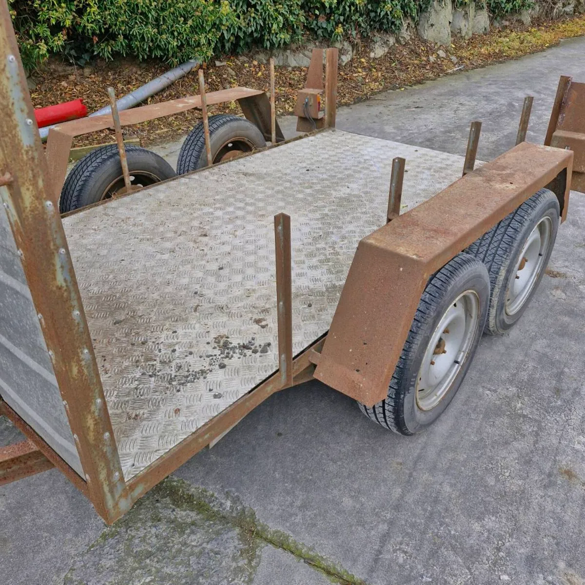 8×4 builders tr - Image 3