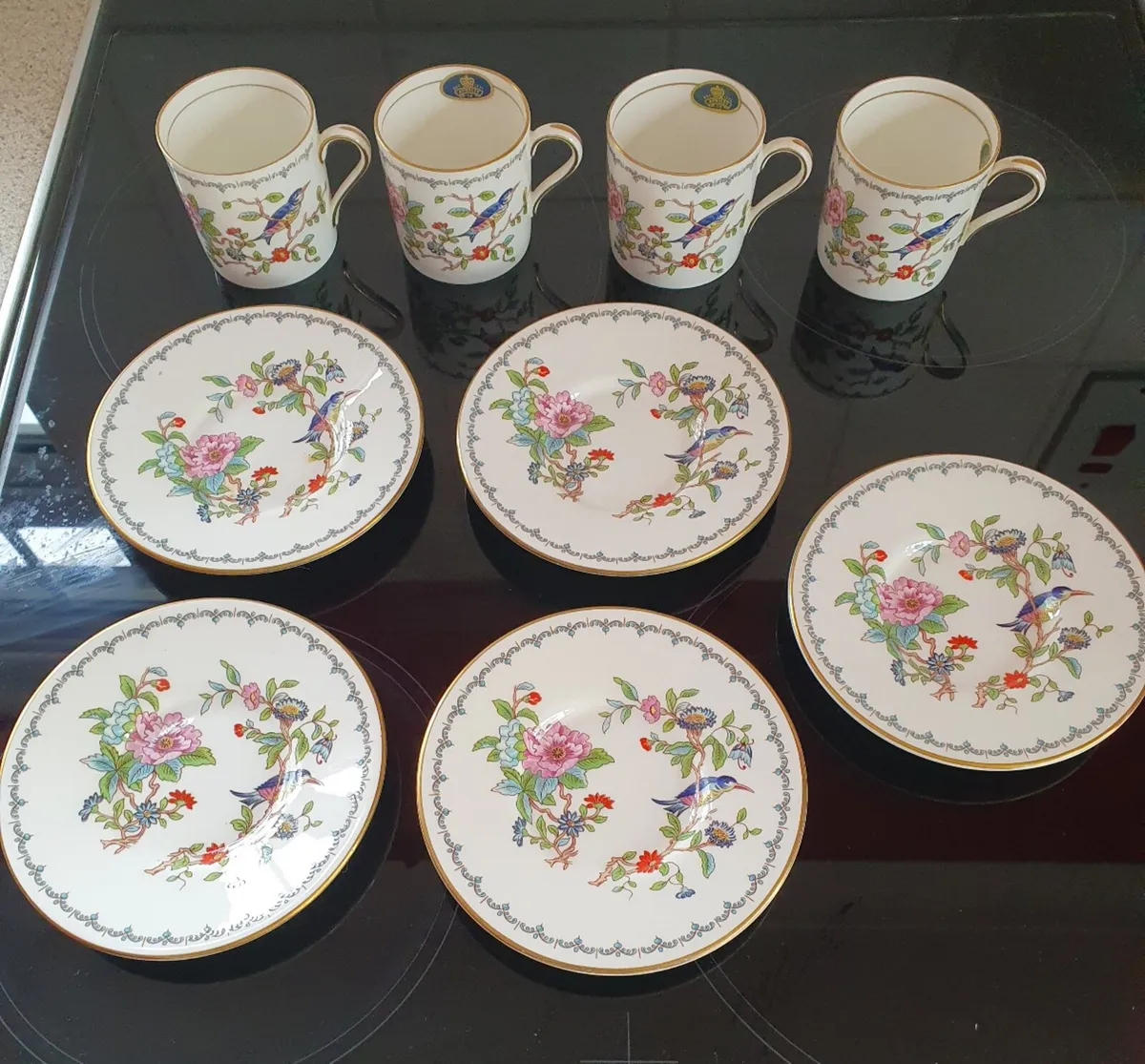 Aynsley 'Pembroke' Coffee Cups & Saucers - Image 1