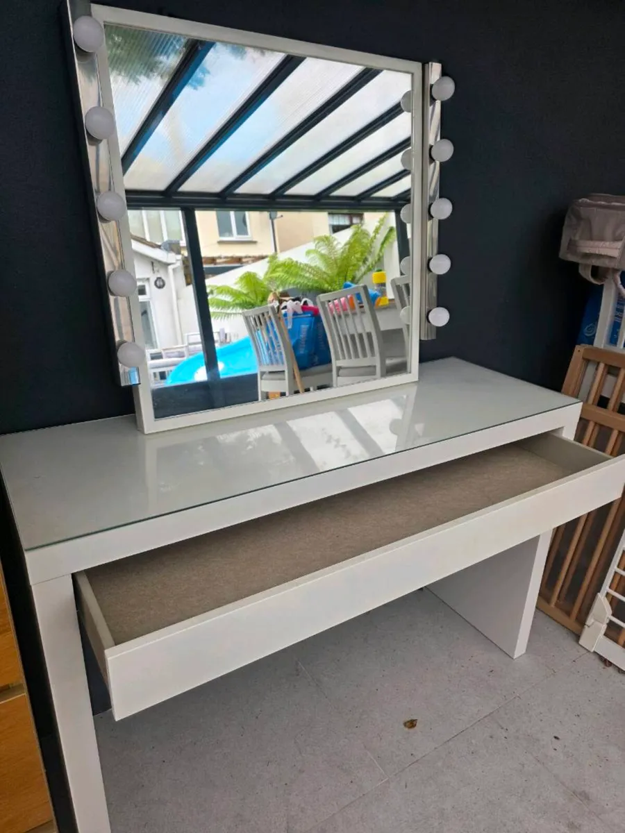 Beauty Table and Mirror - Image 3