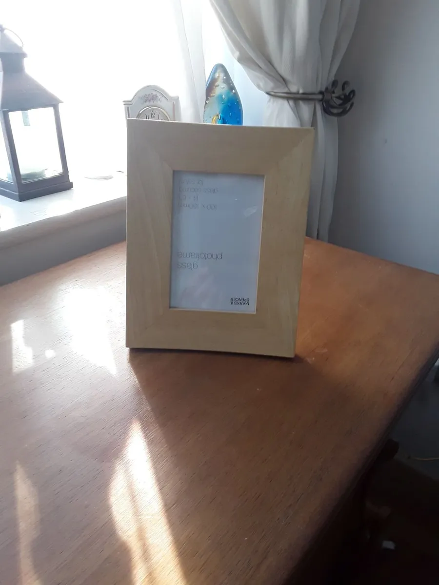 Brand new small glass photoframe - Image 1