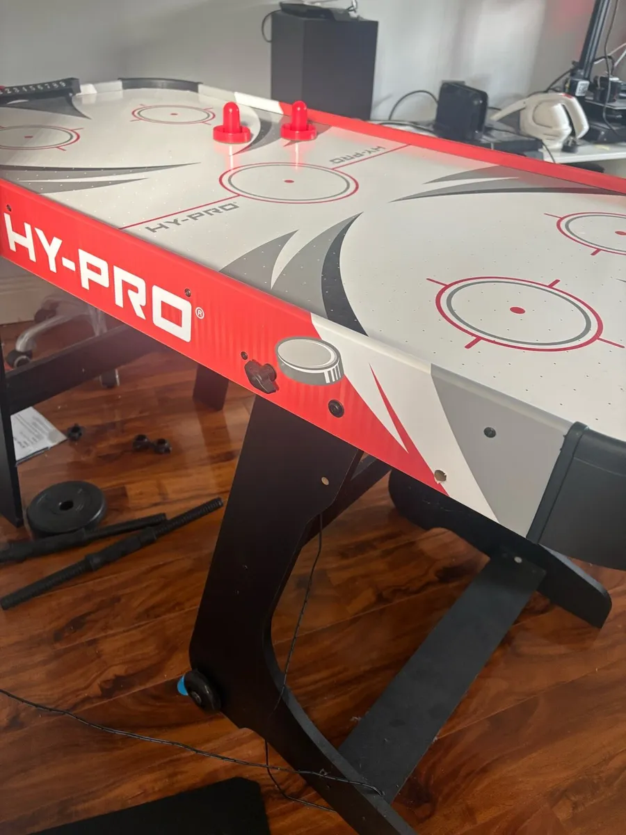 Air hockey table. Electric - Image 2