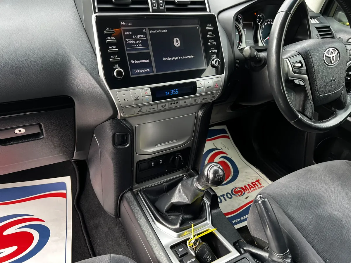 Toyota Land Cruiser 2022 - Image 4