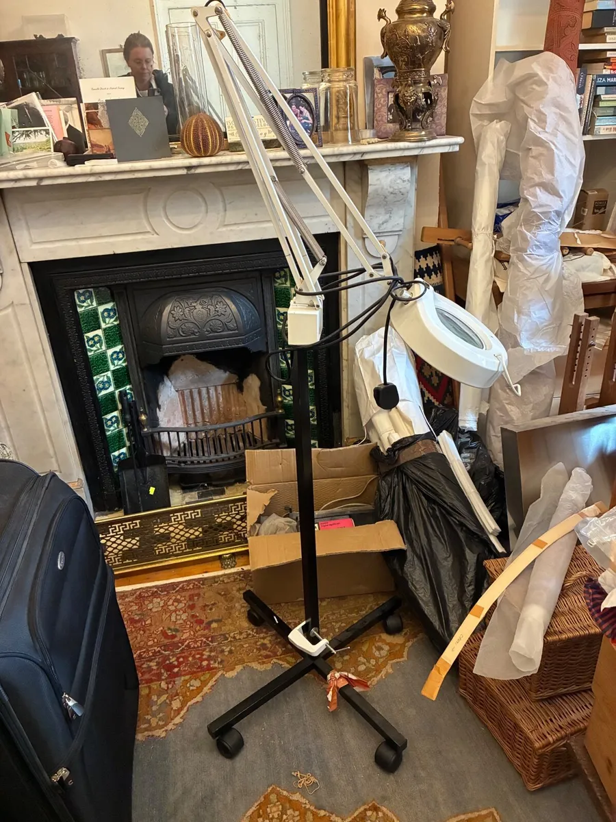 Floor magnifier lamp - Image 2