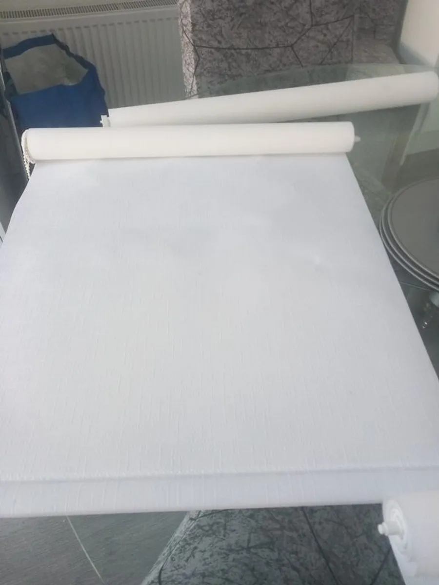 White Roller Blinds - Image 2