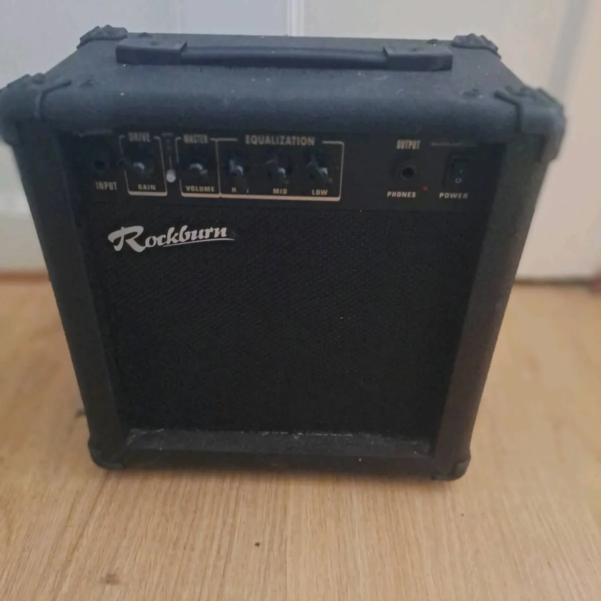 Guitar Amplifier - Image 1