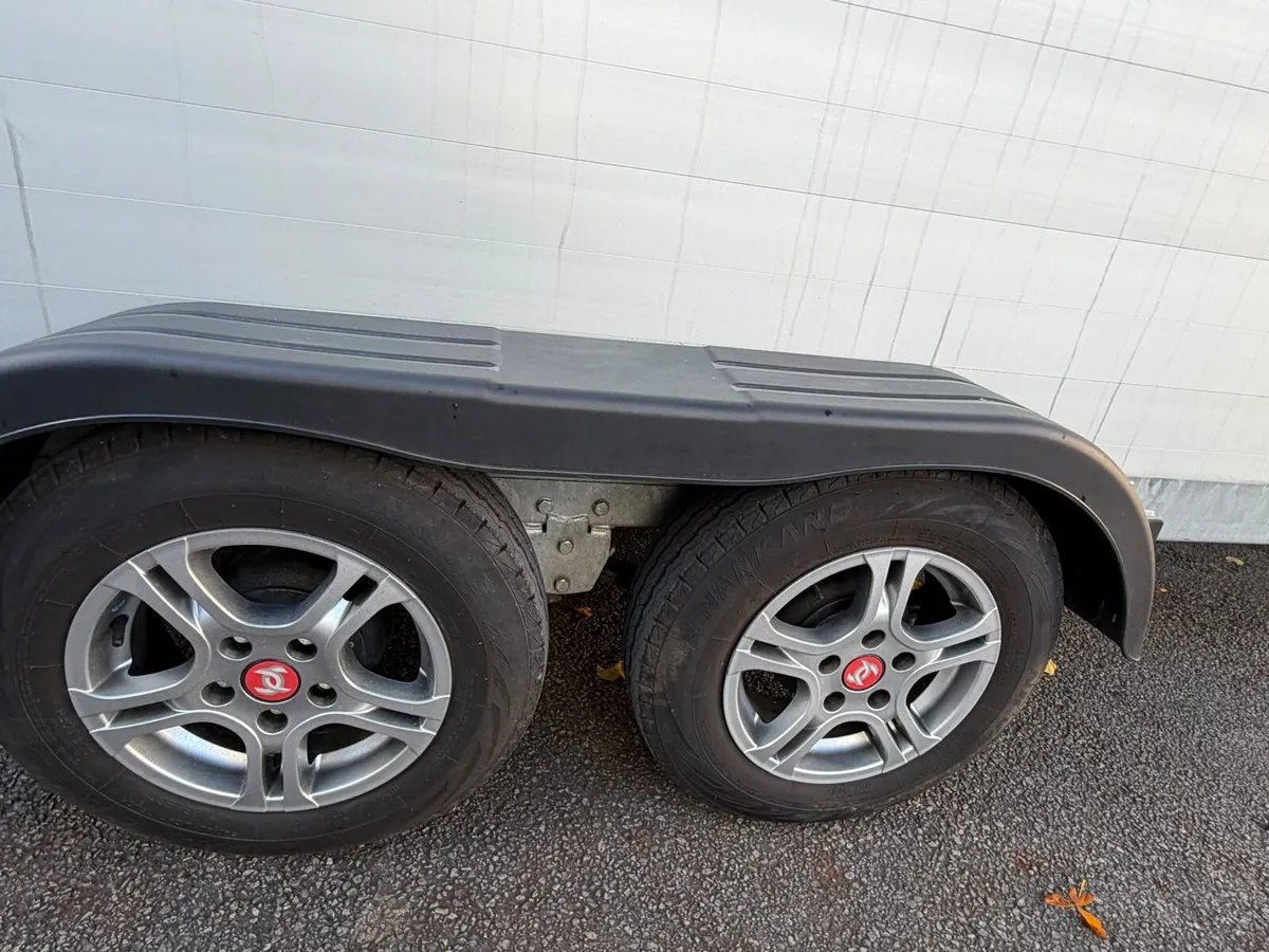 2026 Nugent tow van - Image 4