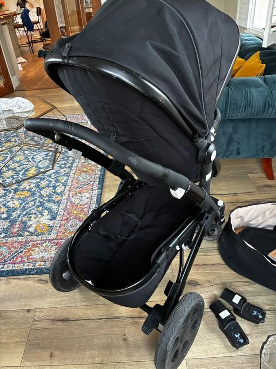 Joolz Geo2 2 in 1 Mono Travel System Black  Taupe - Image 3