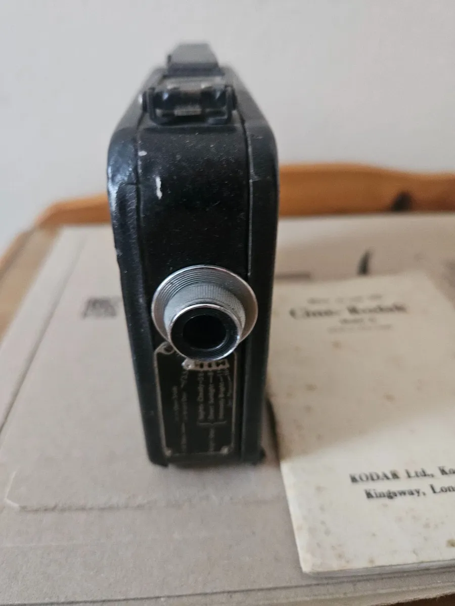 Vintage Kodak Cine Camera - Image 4