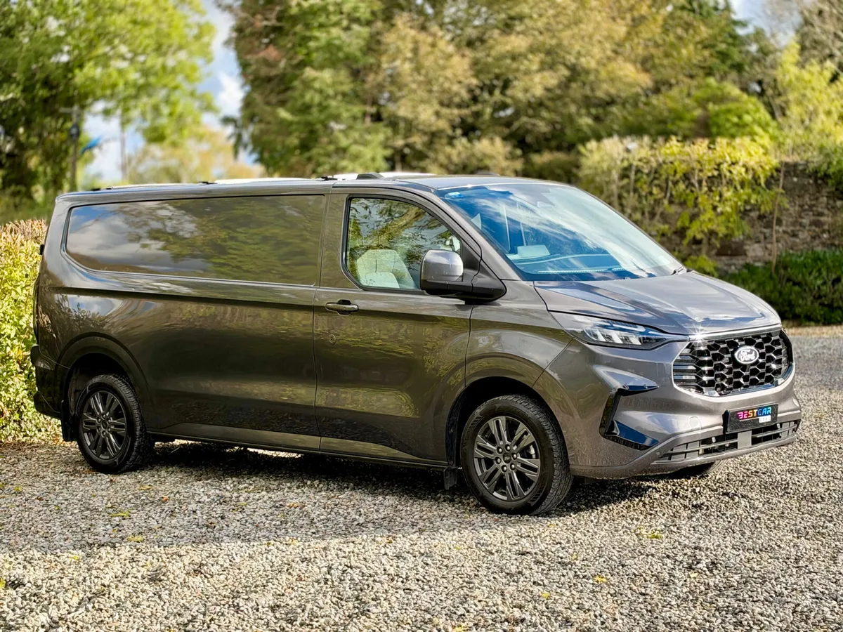 2025 Ford Transit Custom Limited 2.0 Automatic - Image 4