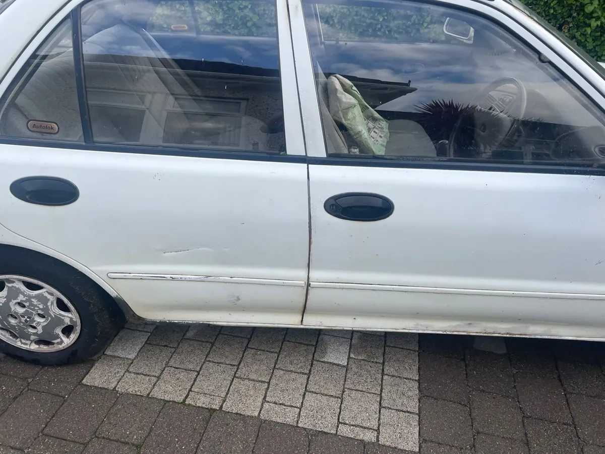 Mitsubishi Lancer 1993 - Image 3