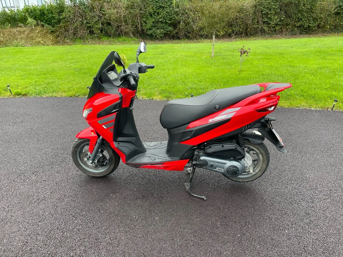Scooter - Image 1