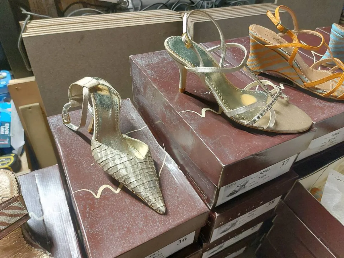Womens shoes - Image 2
