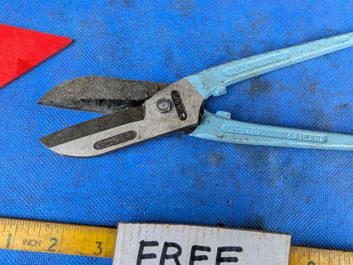 Brand New Gilbow Tin Snips - Image 2