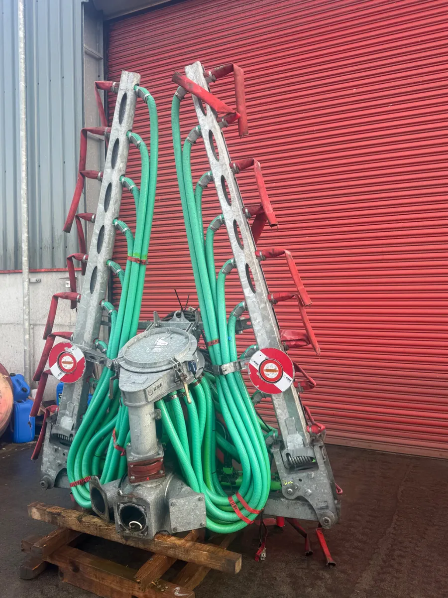 Like new KME dribble bar 30” door no vat - Image 1