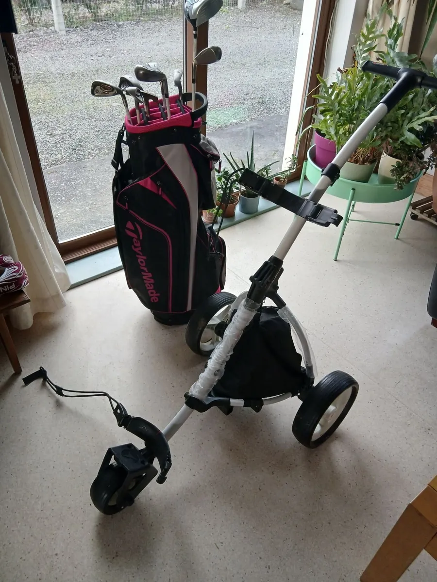 Golf clubs and golf cart for sale - Image 3