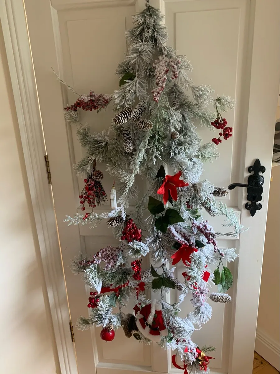 Christmas Decoration - Image 1