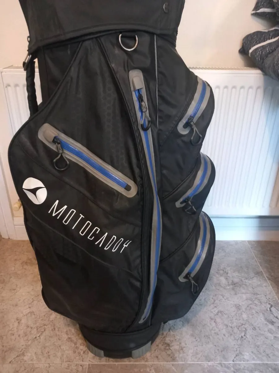 Motocaddy water resistant golf cart bag - Image 3