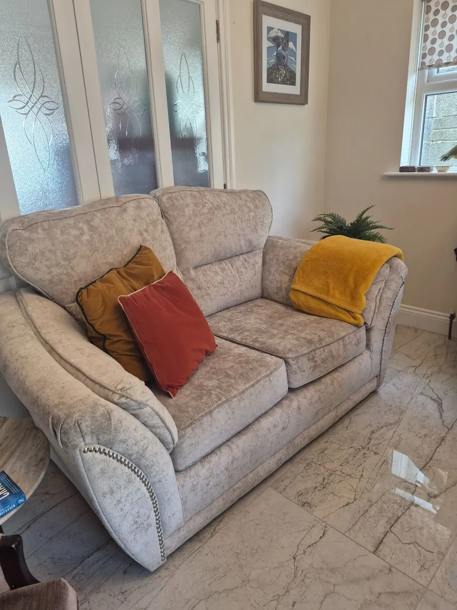2 seater sofa - Image 3