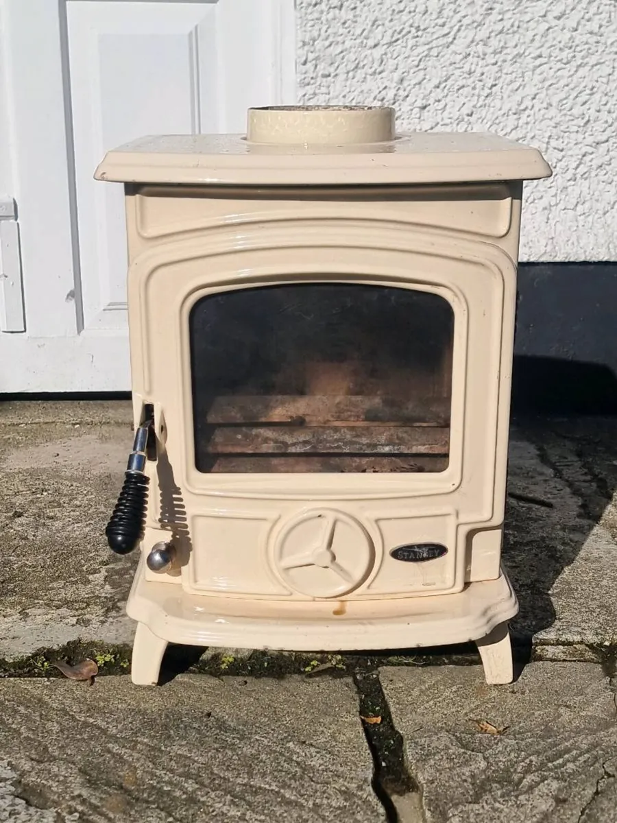 Stanley Oisin stove -  NON Eco. Multi fuel - Image 1