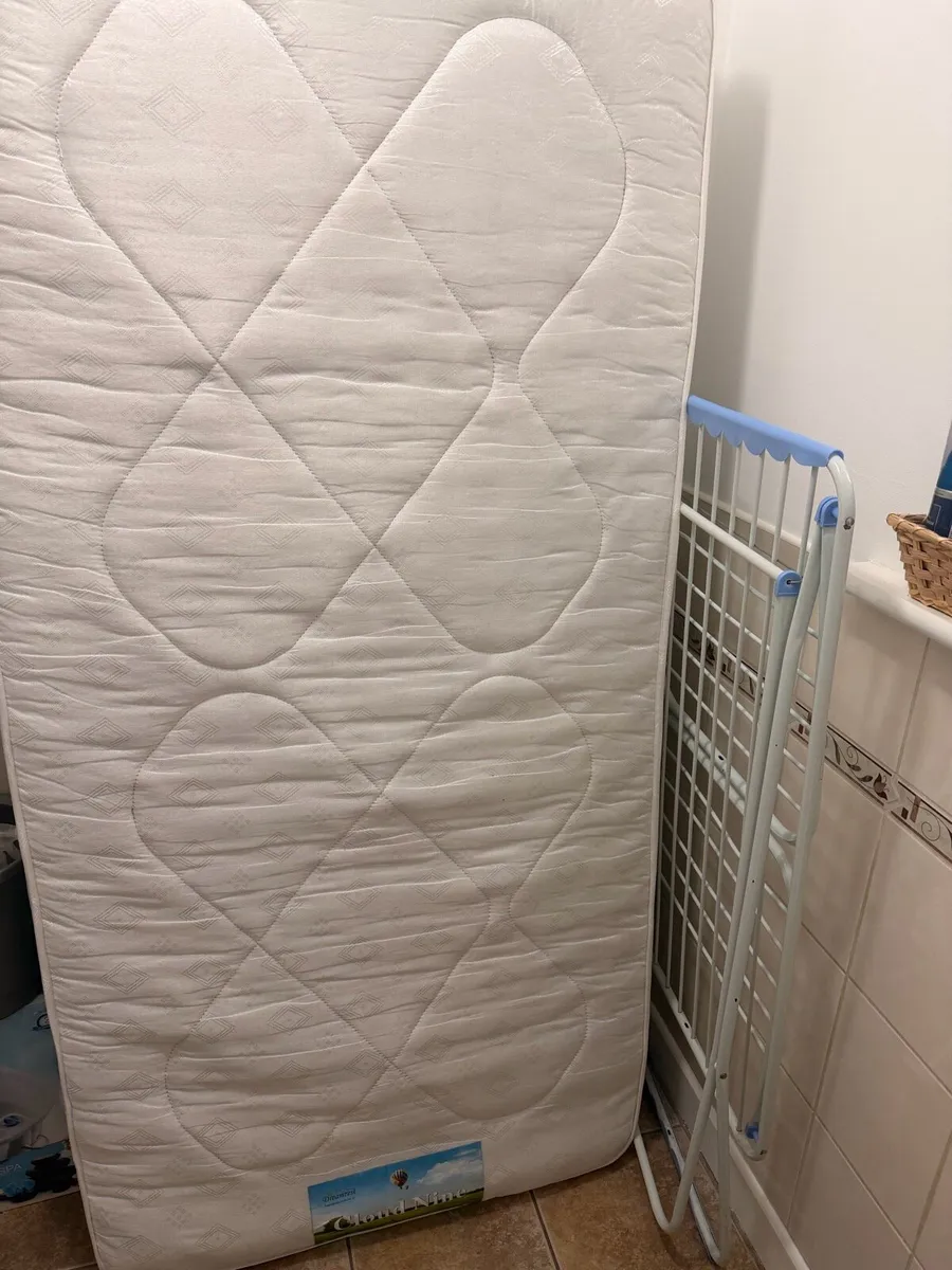 Single Mattress - Image 2