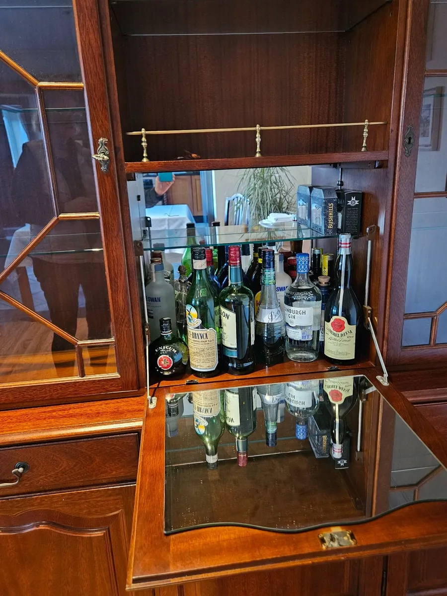 Display sideboard - Image 2