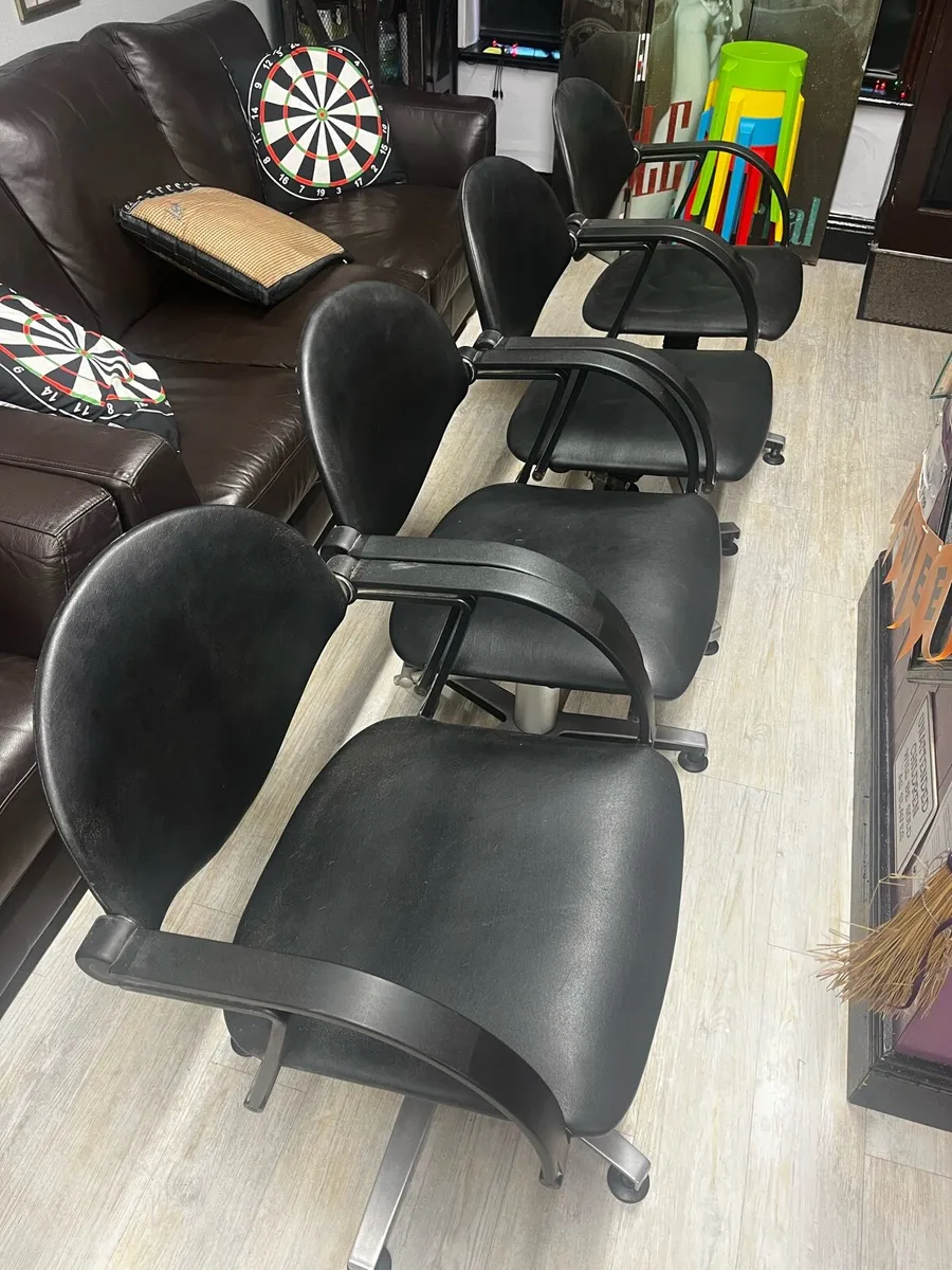 4 x salon chairs - Image 2