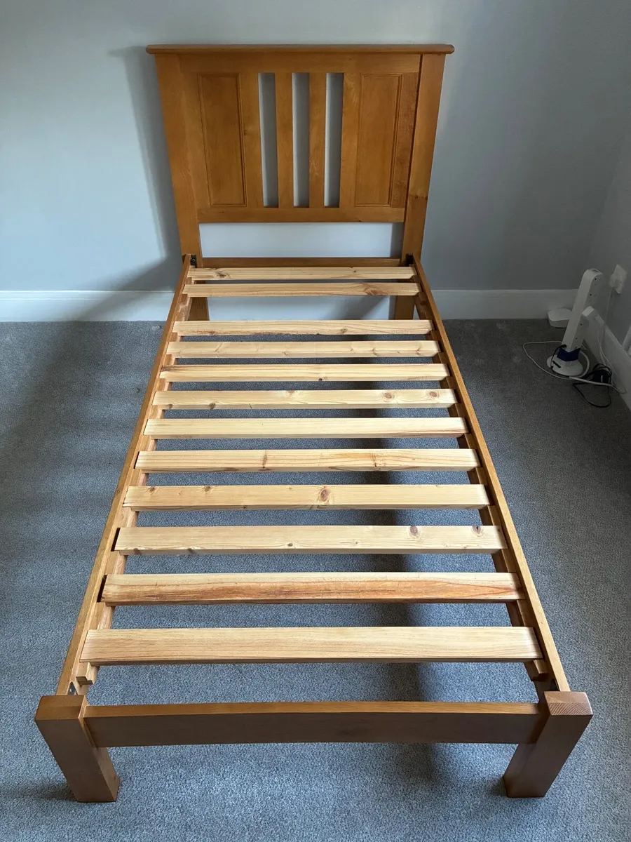 Single oak bed frame - Image 4
