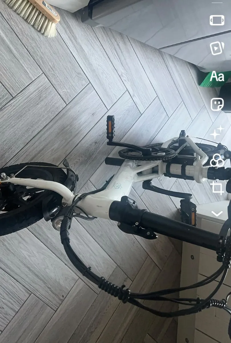 E bike - Image 1