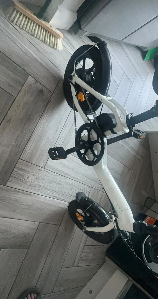 E bike - Image 2