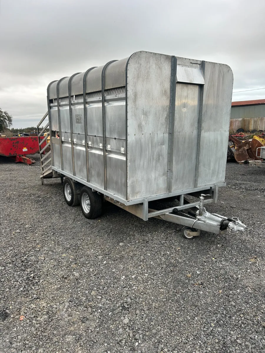 10x5 Gamic livestock trailer c/w decks - Image 3