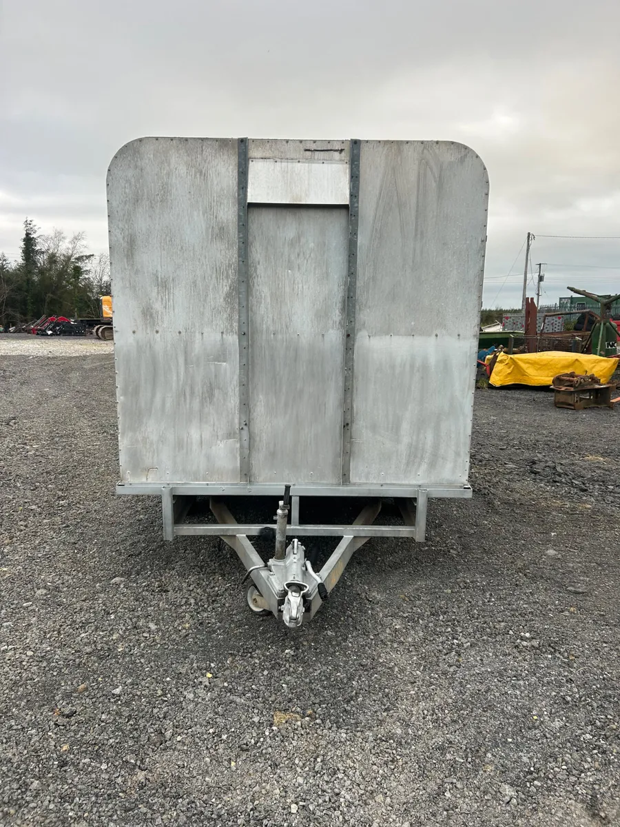 10x5 Gamic livestock trailer c/w decks - Image 2
