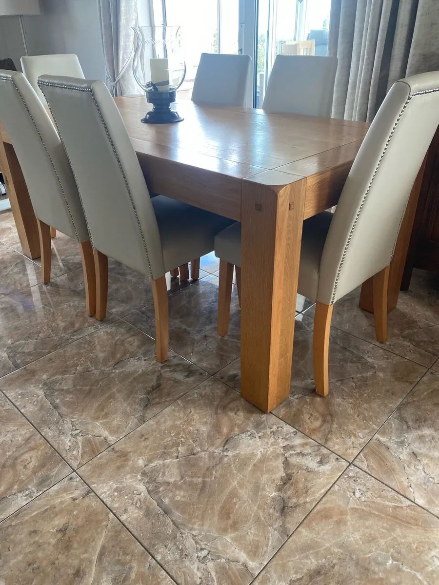 Dining chairs - Image 1