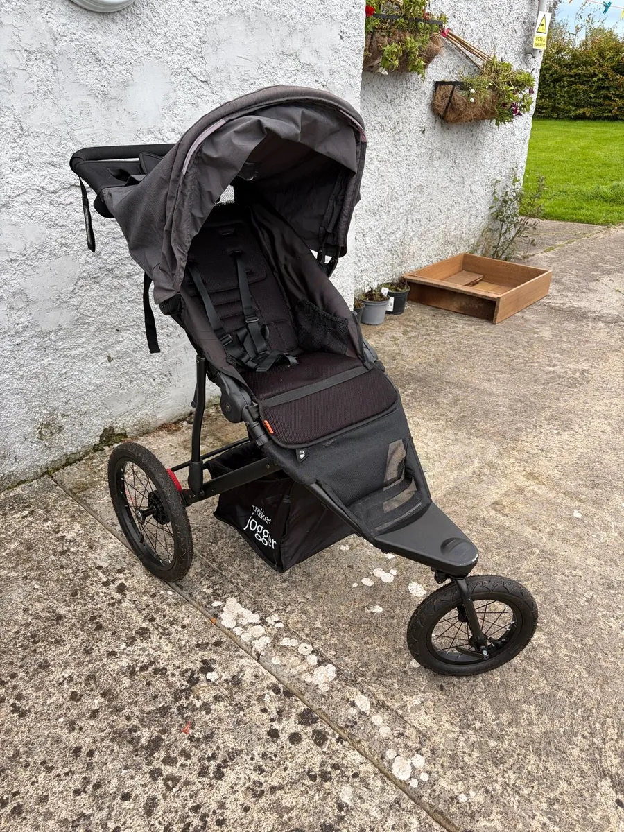 Trekker Jogger 2 - Image 1