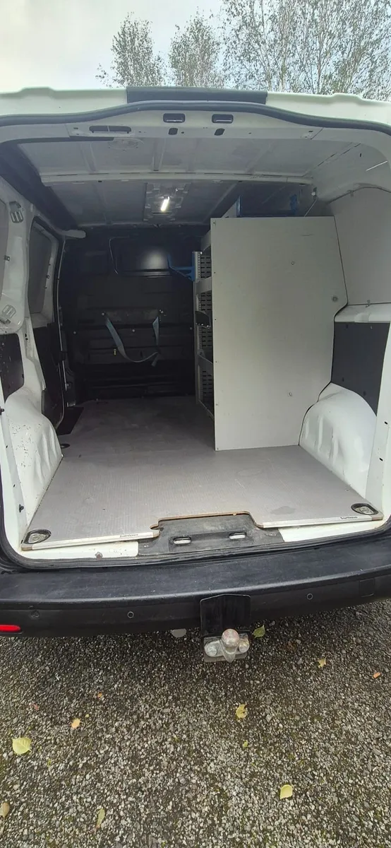 2019 Peugeot Expert 2.0 BlueHDi Professional LWB – - Image 3