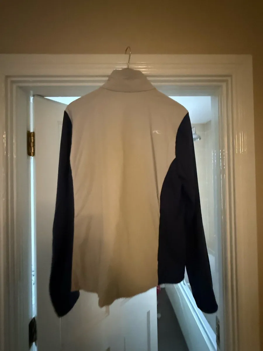 KJUS Royal Birkdale Hybrid jacket - Image 2