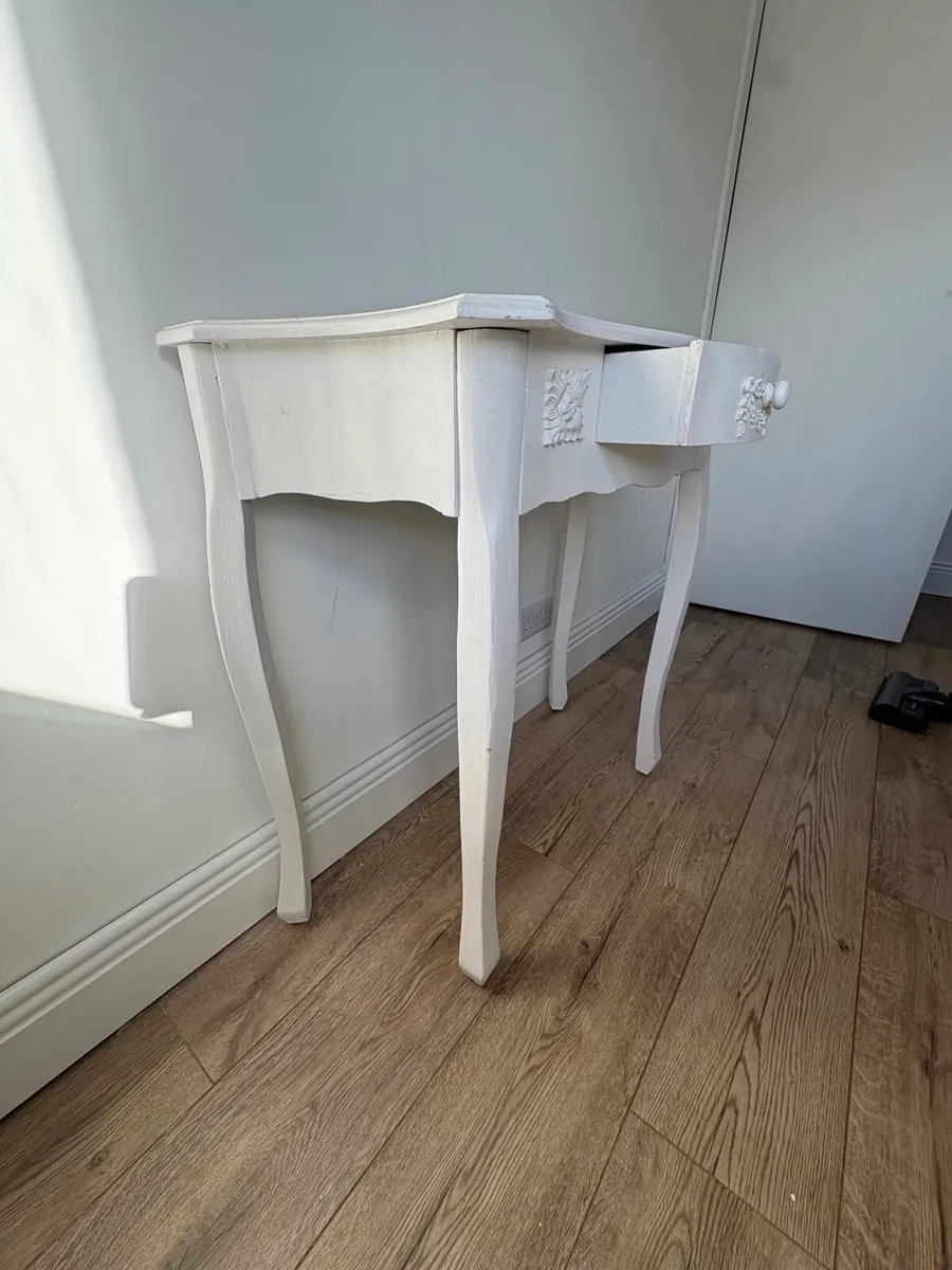 Dressing table and mirror - Image 3
