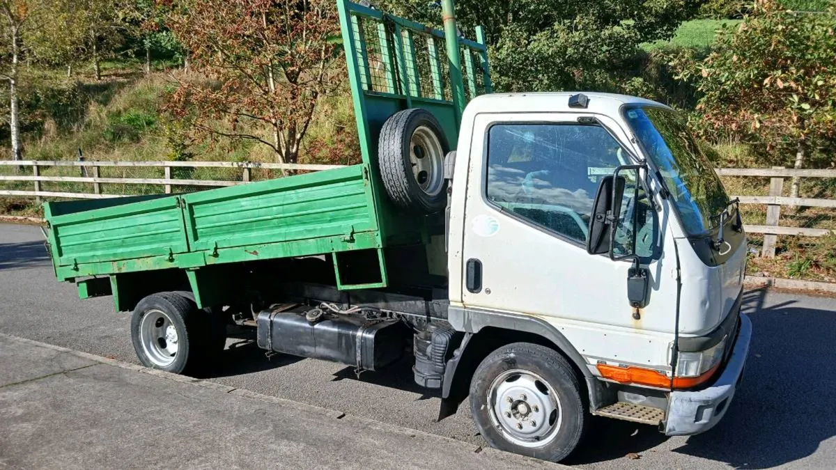 05 mitsubishi canter 3.5 ton. Tipper €3750 - Image 1